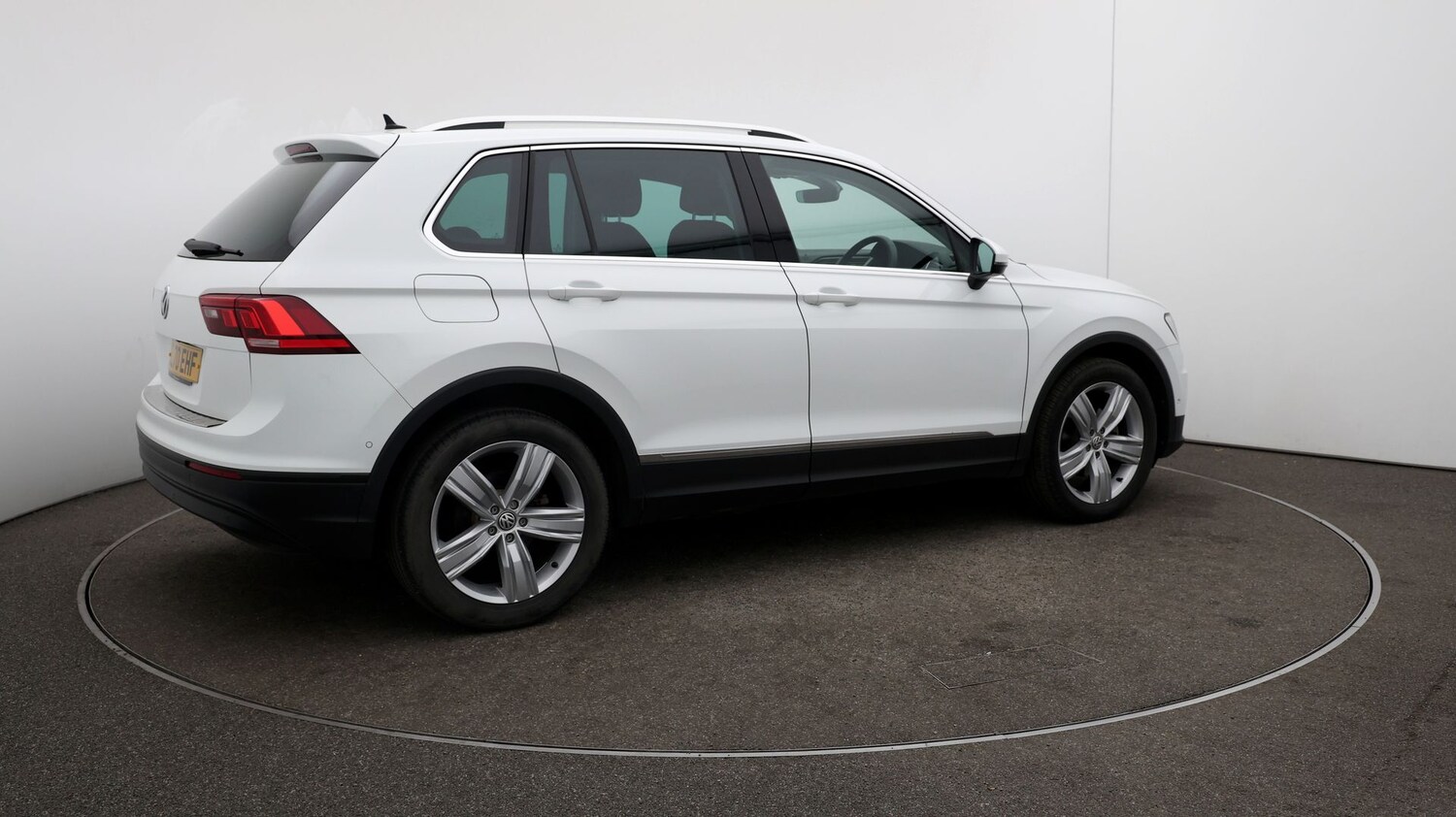 Used Volkswagen Tiguan for sale - 76809930: Photo 43
