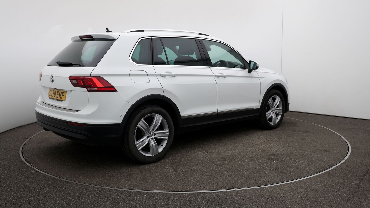 Used Volkswagen Tiguan for sale - 76809930: Photo 44