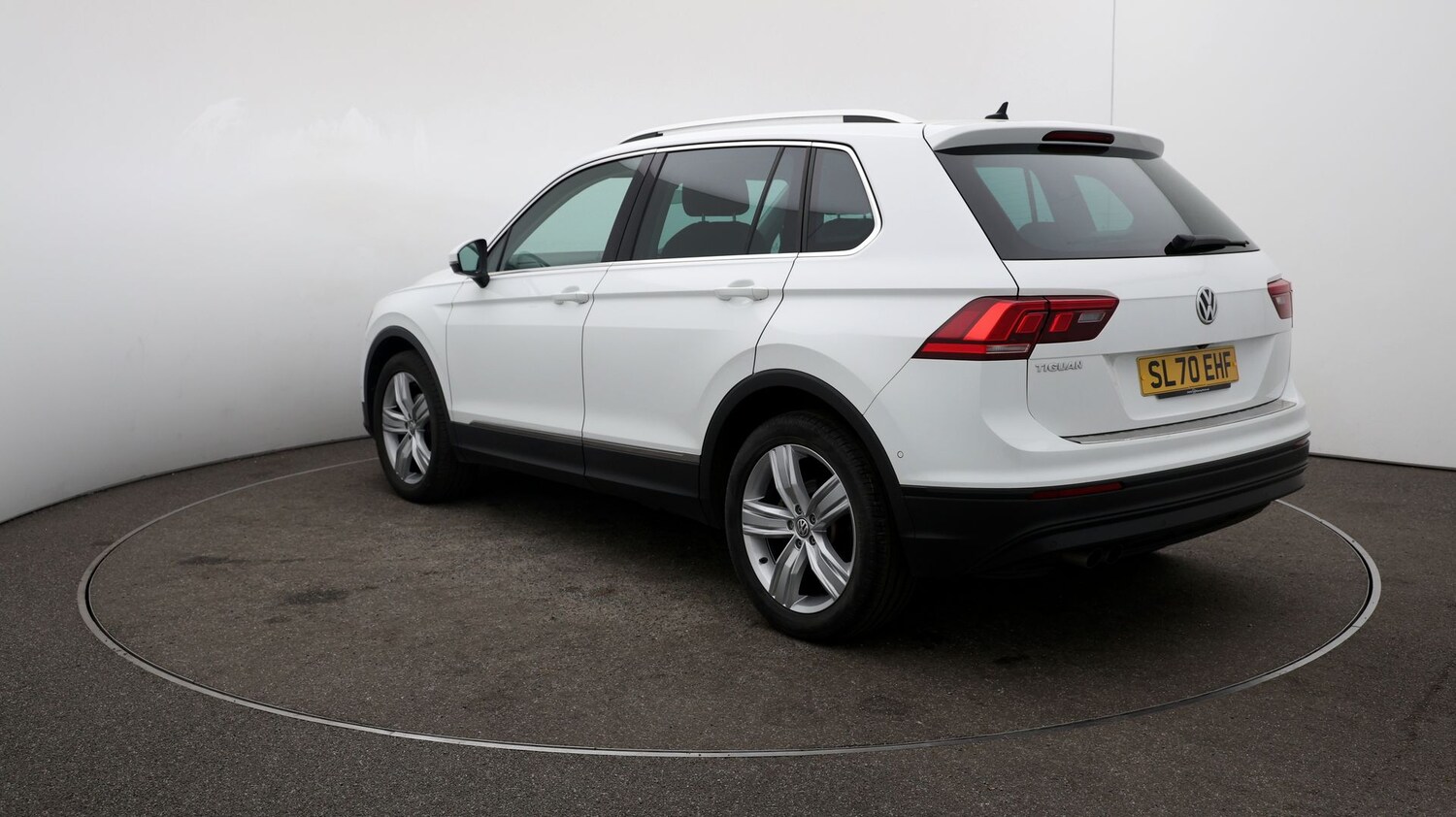 Used Volkswagen Tiguan for sale - 76809930: Photo 53