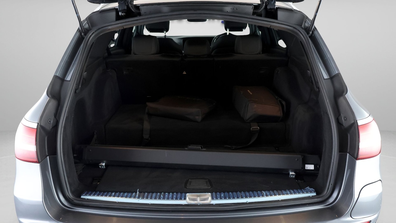 Used Mercedes-Benz E Class 2021 for sale - 77729232: Photo 17