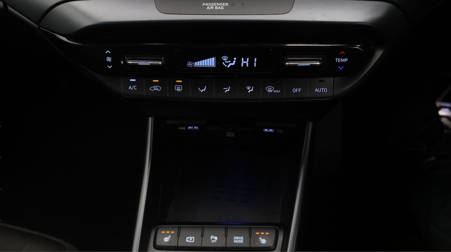 Used Hyundai BAYON 2023 for sale - 77271479: Photo 12