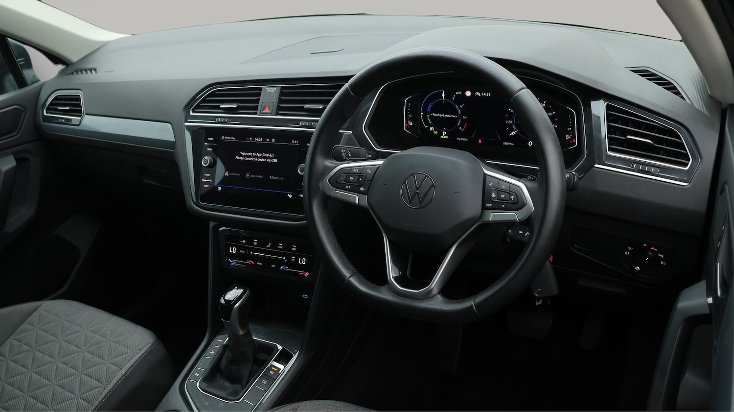 Used Volkswagen Tiguan 2022 for sale - 76084538: Photo 10