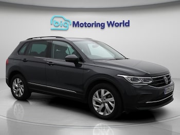 Volkswagen - Tiguan
