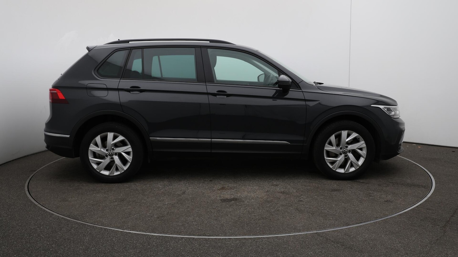 Used Volkswagen Tiguan 2022 for sale - 76084538: Photo 50