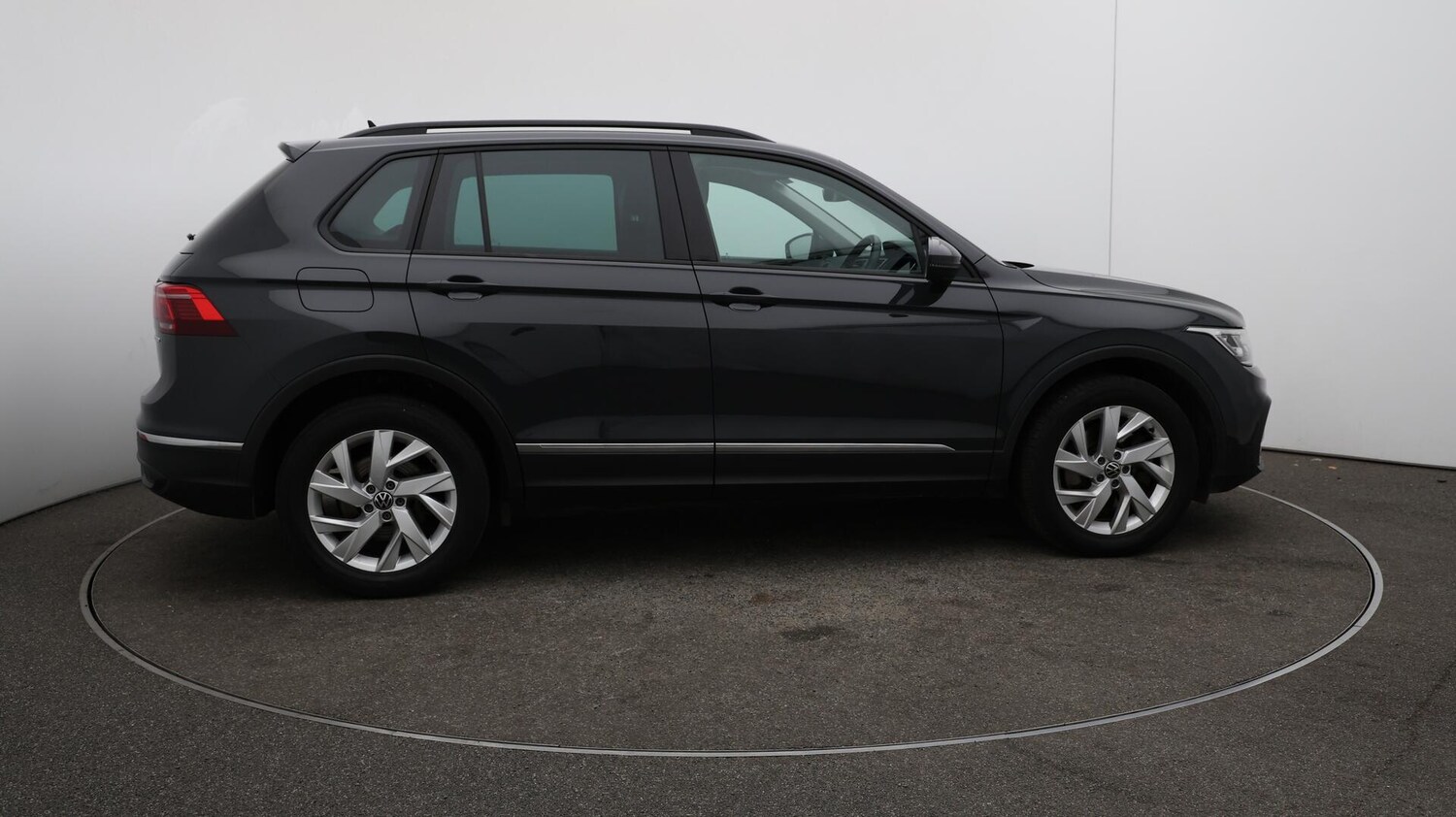 Used Volkswagen Tiguan 2022 for sale - 76084538: Photo 51