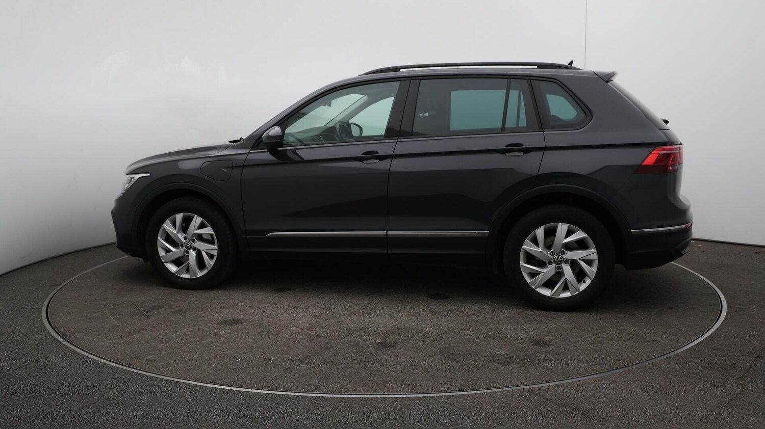 Used Volkswagen Tiguan 2022 for sale - 76084538: Photo 59