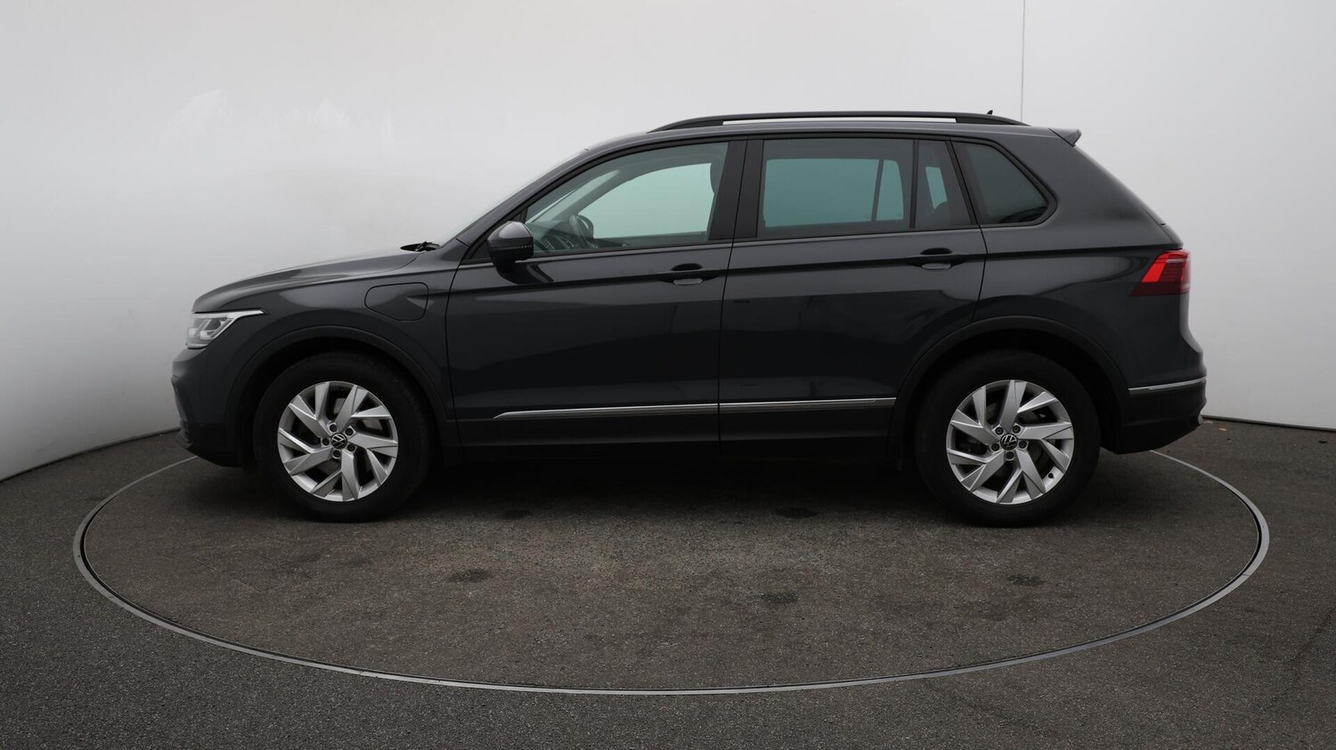 Used Volkswagen Tiguan 2022 for sale - 76084538: Photo 60