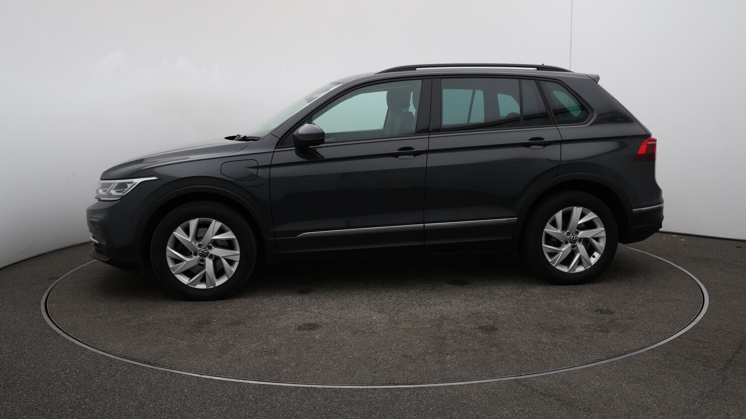 Used Volkswagen Tiguan 2022 for sale - 76084538: Photo 61