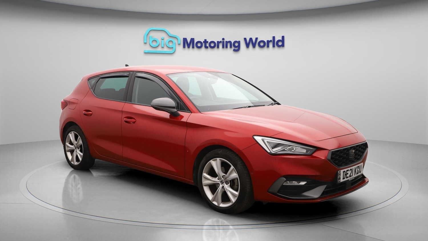 Used SEAT Leon 2021 for sale - 76714446: Photo 2