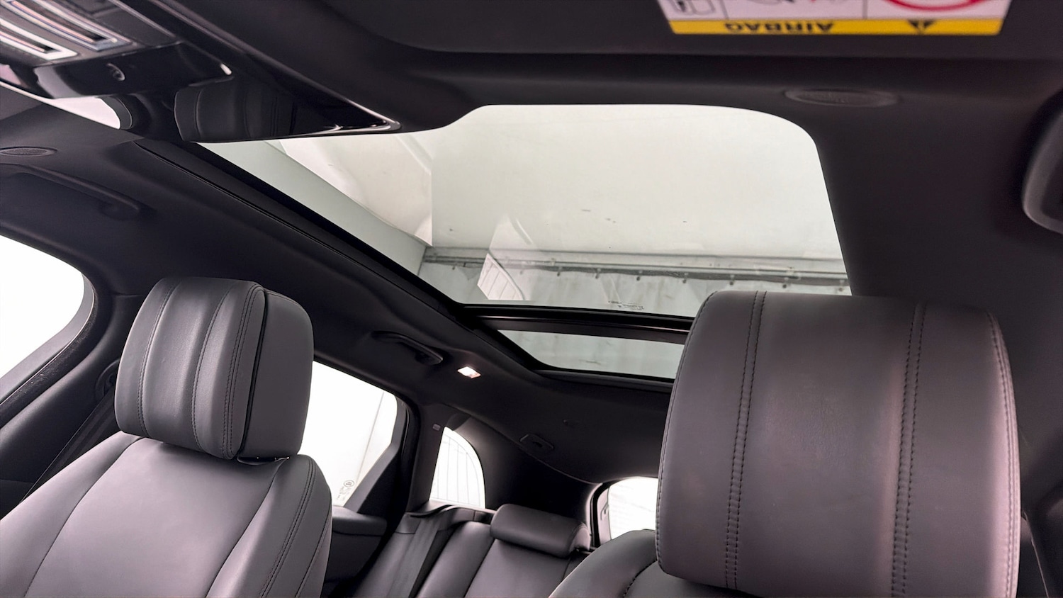 Used Land Rover Range Rover Velar 2024 for sale - 78053724: Photo 28