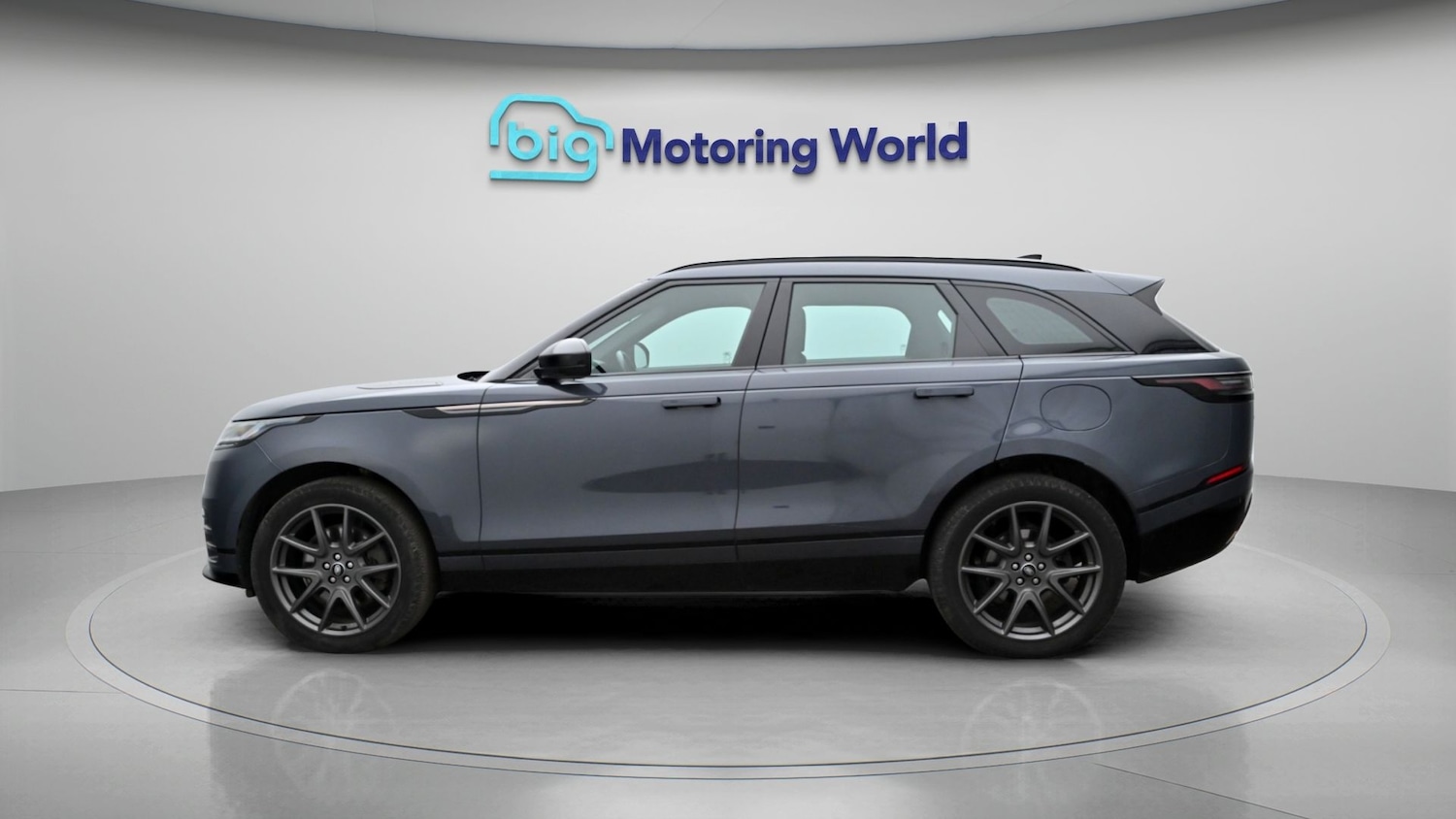 Used Land Rover Range Rover Velar 2024 for sale - 78053724: Photo 4