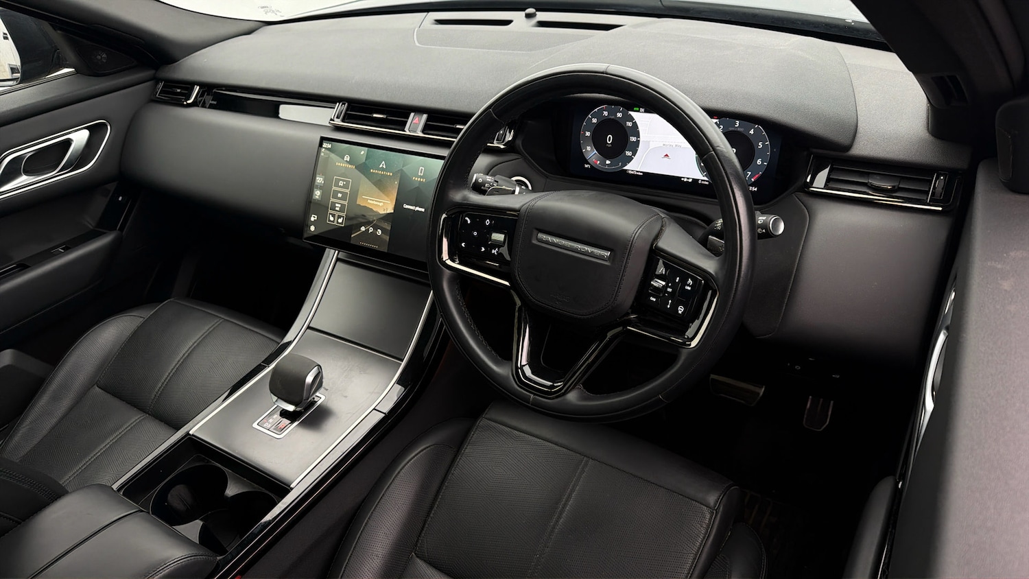 Used Land Rover Range Rover Velar 2024 for sale - 78053724: Photo 9