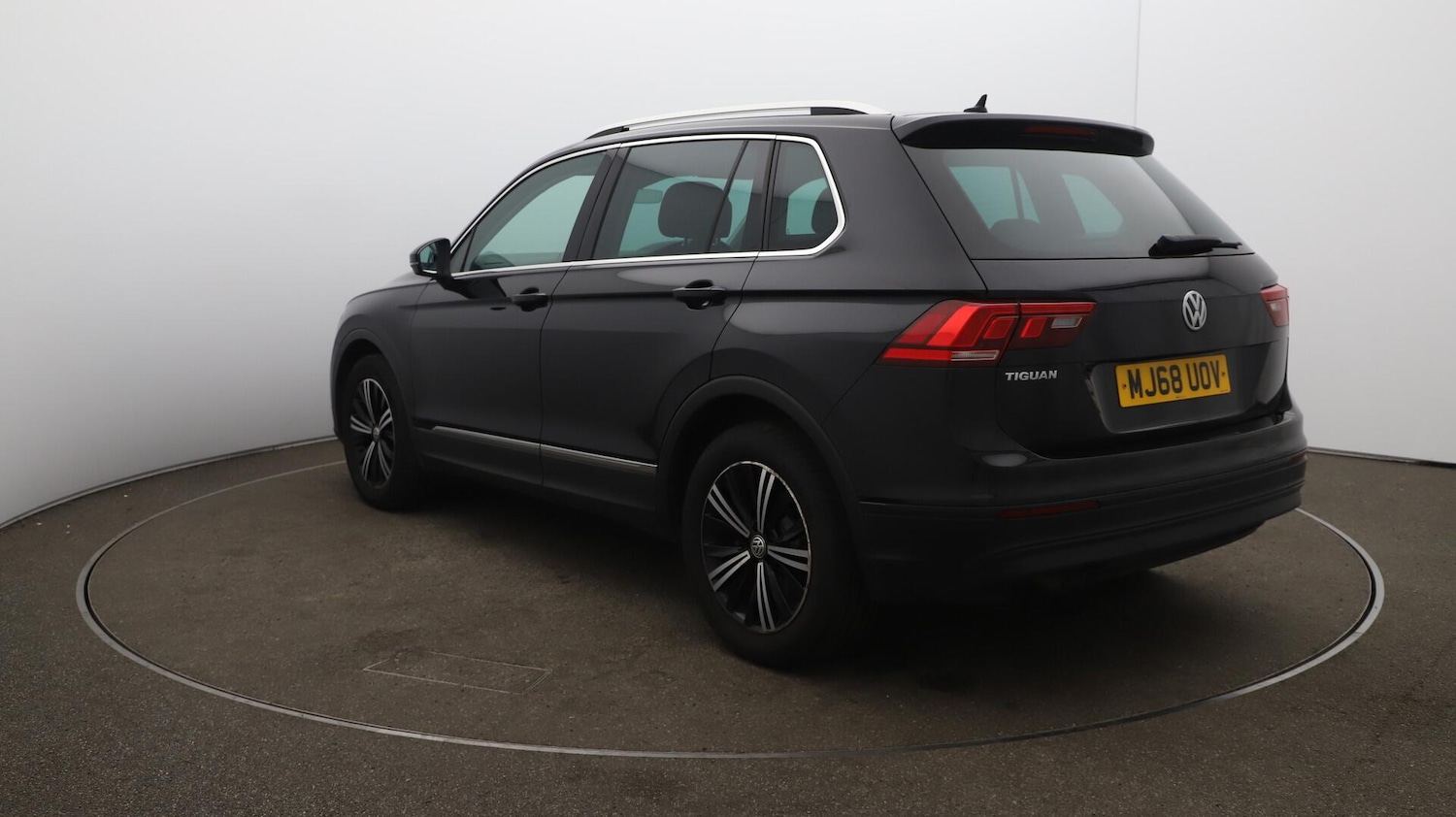 Used Volkswagen Tiguan 2018 for sale - 76121734: Photo 63