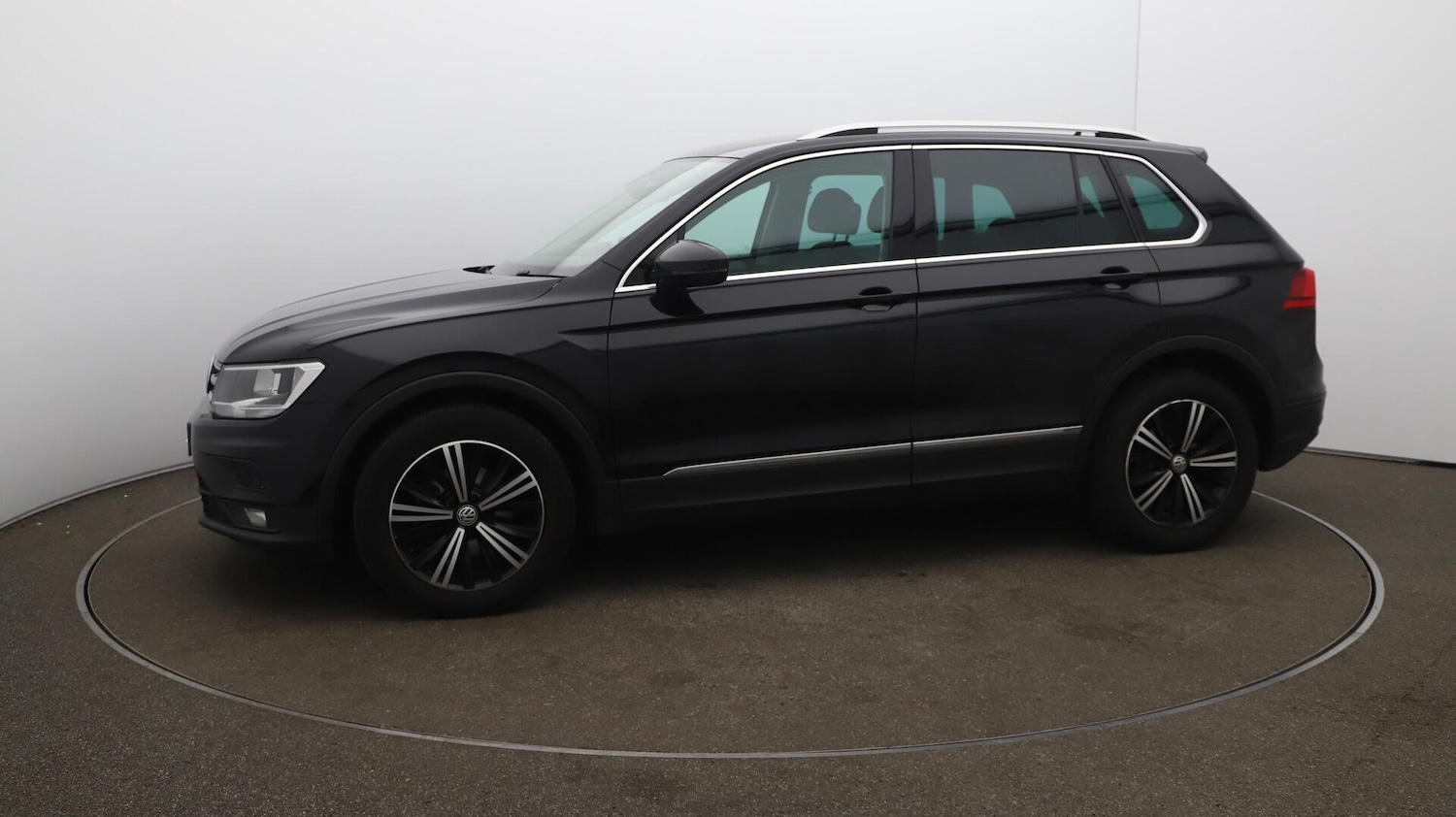 Used Volkswagen Tiguan 2018 for sale - 76121734: Photo 67