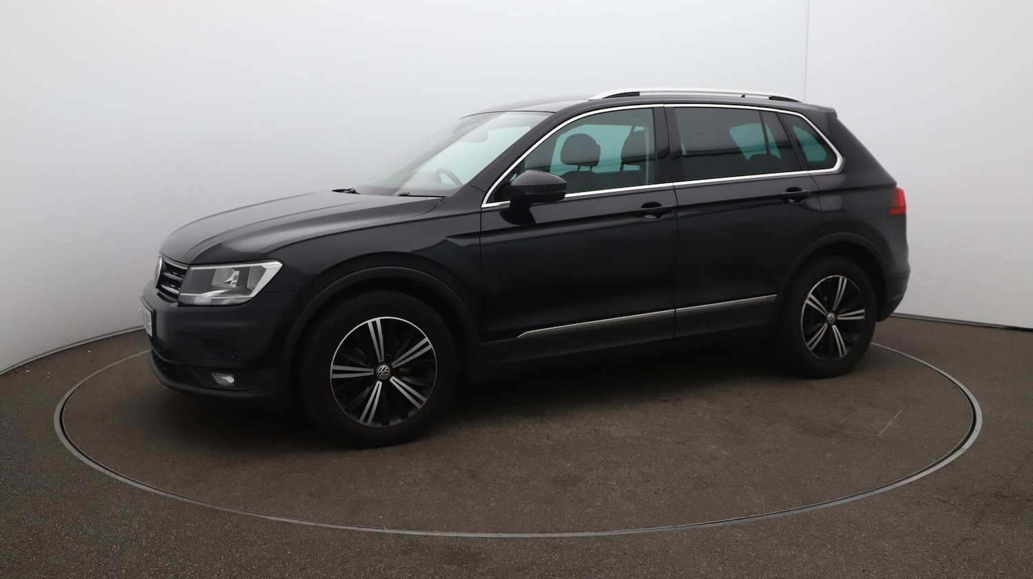 Used Volkswagen Tiguan 2018 for sale - 76121734: Photo 68
