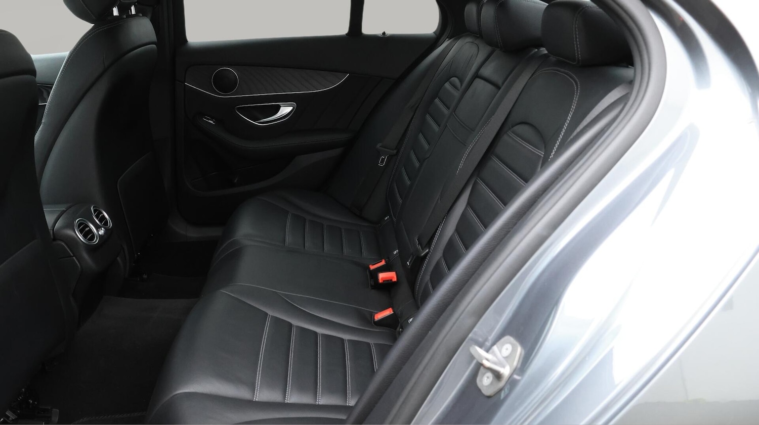 Used Mercedes-Benz C-Class 2020 for sale - 76084544: Photo 17