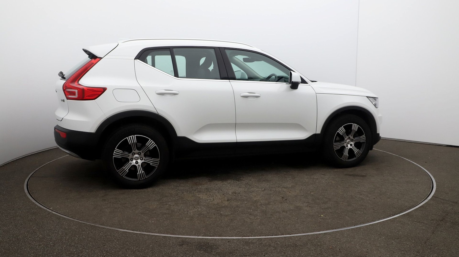 Used Volvo XC40 2021 for sale - 76809833: Photo 42
