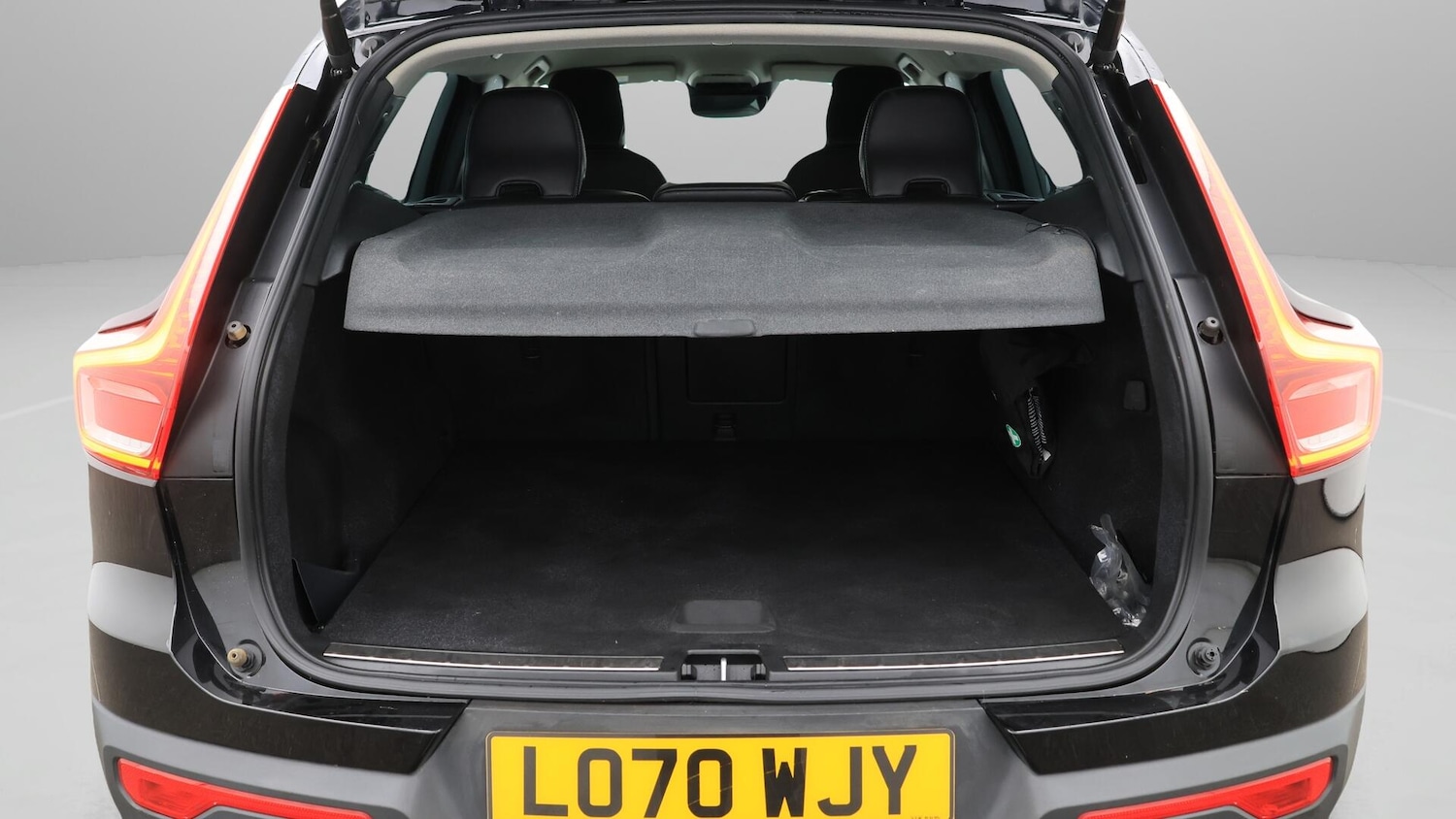 Used Volvo XC40 2021 for sale - 76109337: Photo 18