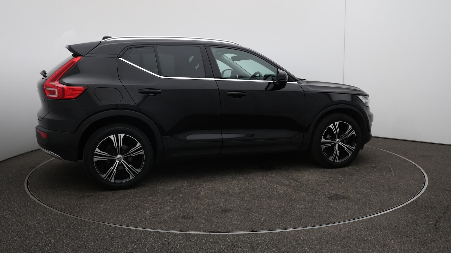 Used Volvo XC40 2021 for sale - 76109337: Photo 51