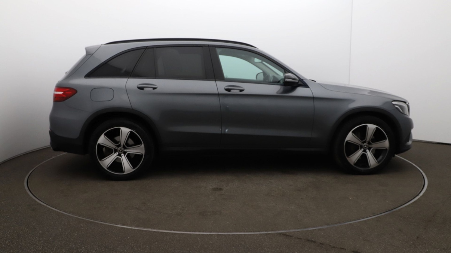 Used Mercedes-Benz GLC 2019 for sale - 76809570: Photo 42