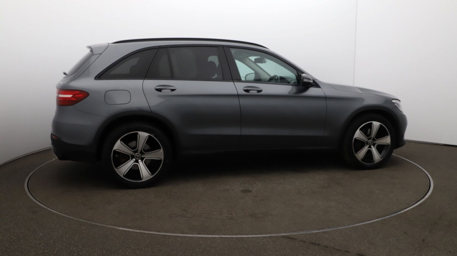 Used Mercedes-Benz GLC 2019 for sale - 76809570: Photo 43