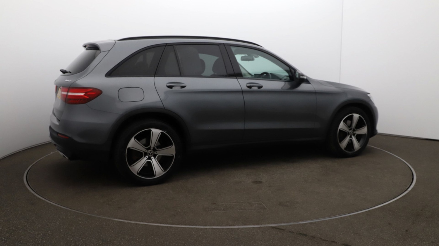 Used Mercedes-Benz GLC 2019 for sale - 76809570: Photo 44