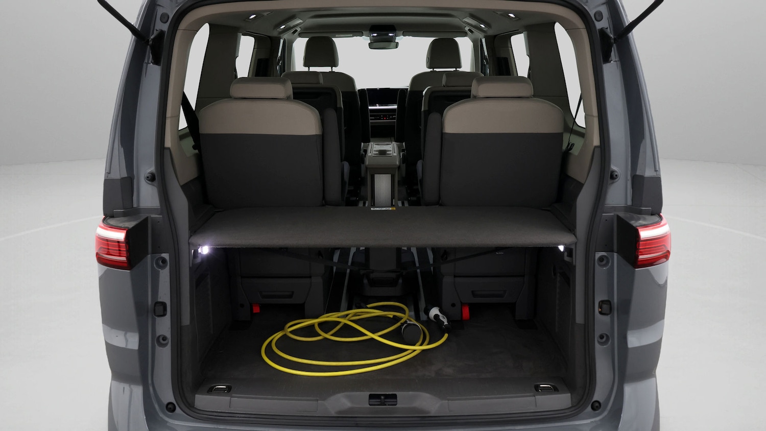 Used Volkswagen Multivan 2023 for sale - 77270838: Photo 21