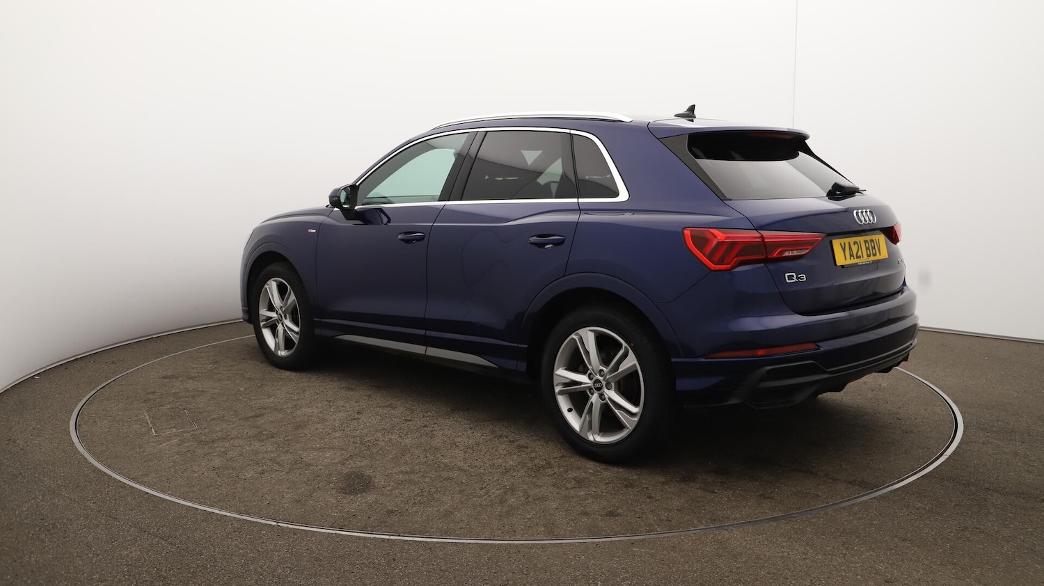 Used Audi Q3 2021 for sale - 76151607: Photo 48