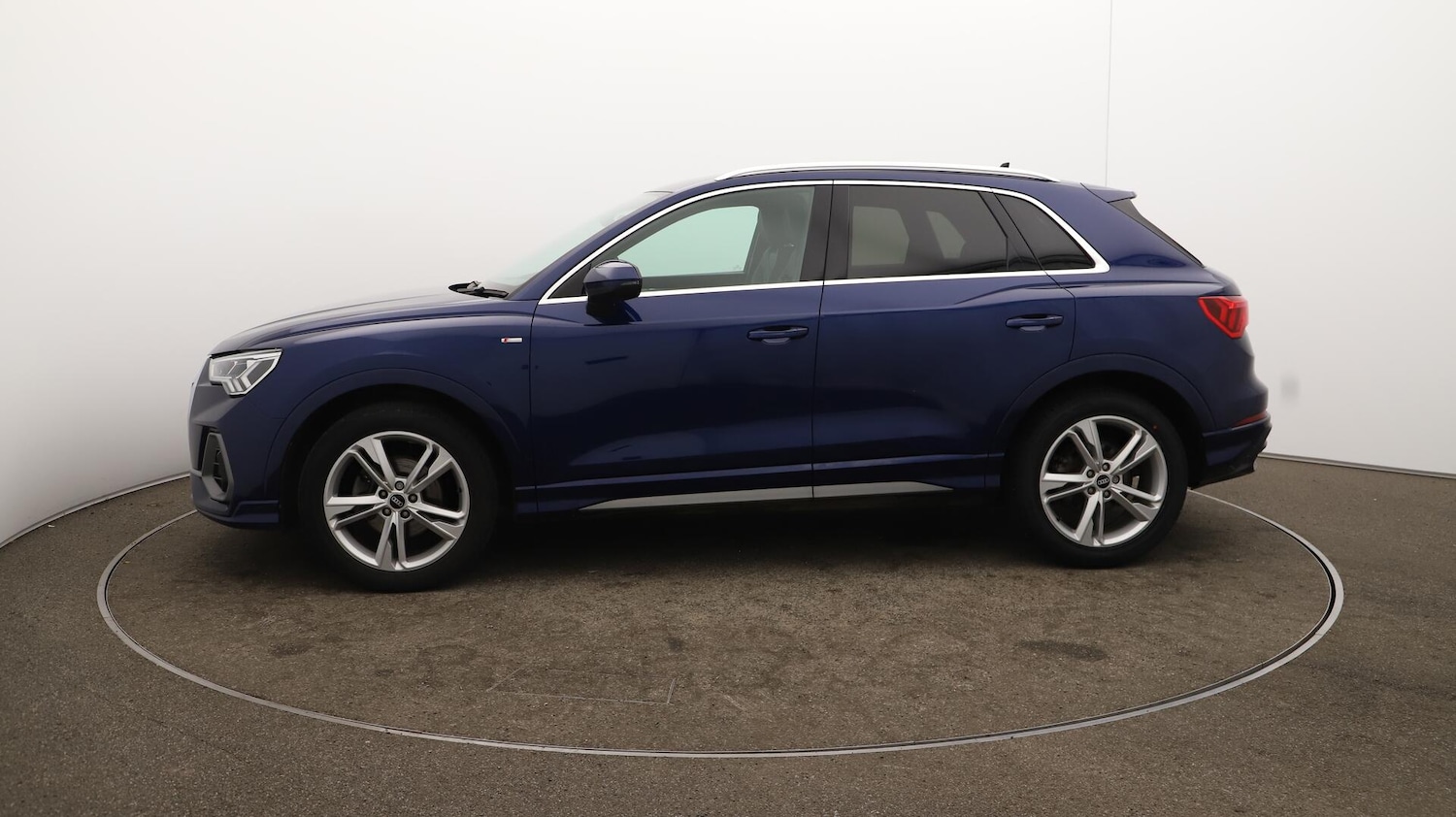 Used Audi Q3 2021 for sale - 76151607: Photo 50