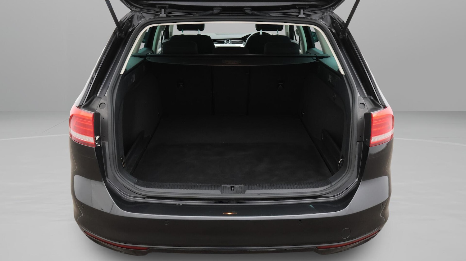Used Volkswagen Passat 2019 for sale - 75990067: Photo 18