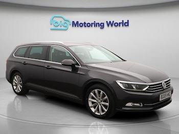 Volkswagen - Passat