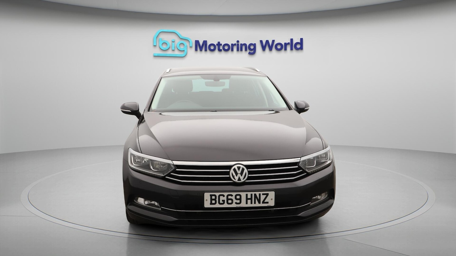 Used Volkswagen Passat 2019 for sale - 75990067: Photo 3