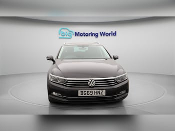 Used Volkswagen Passat 2019 for sale - 75990067: Photo 3