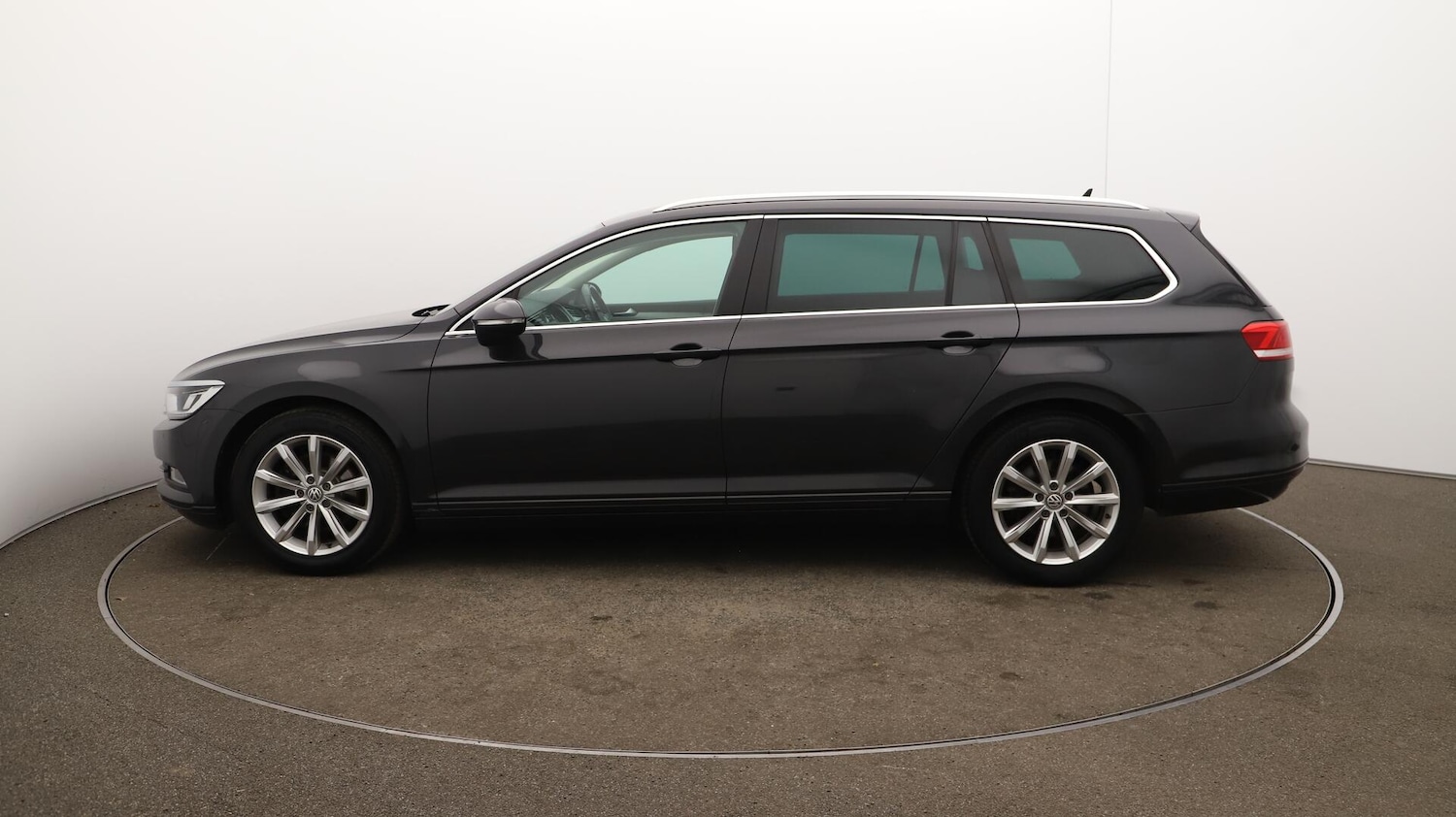 Used Volkswagen Passat 2019 for sale - 75990067: Photo 64
