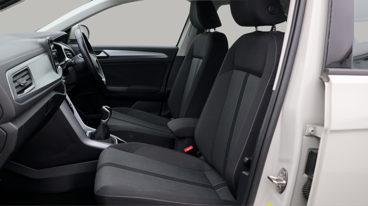 Used Volkswagen T-Roc 2023 for sale - 77579479: Photo 14