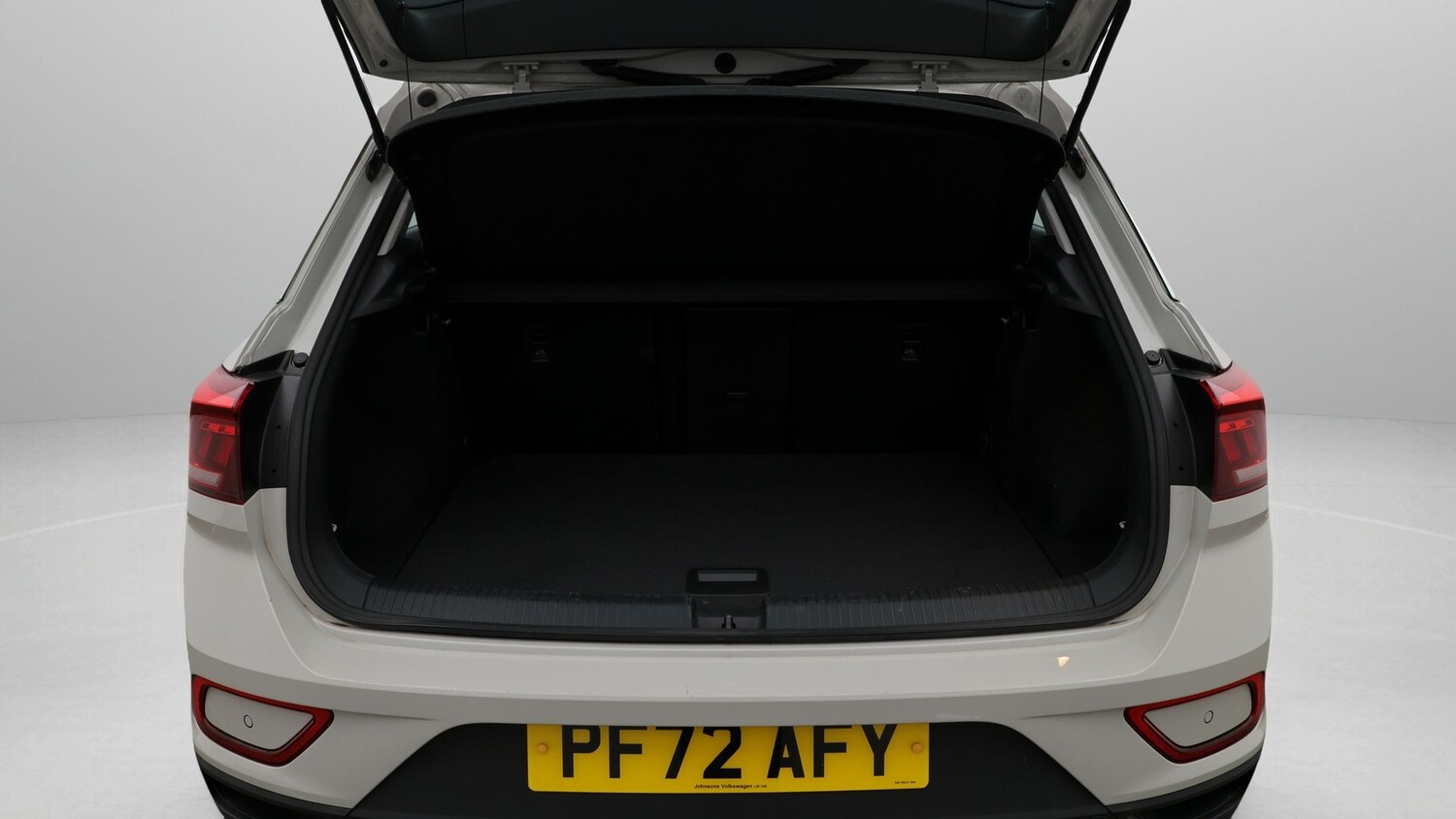 Used Volkswagen T-Roc 2023 for sale - 77579479: Photo 17