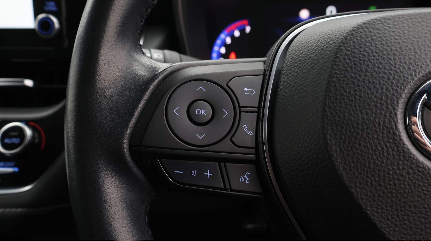 Used Toyota Corolla 2023 for sale - 77541450: Photo 24