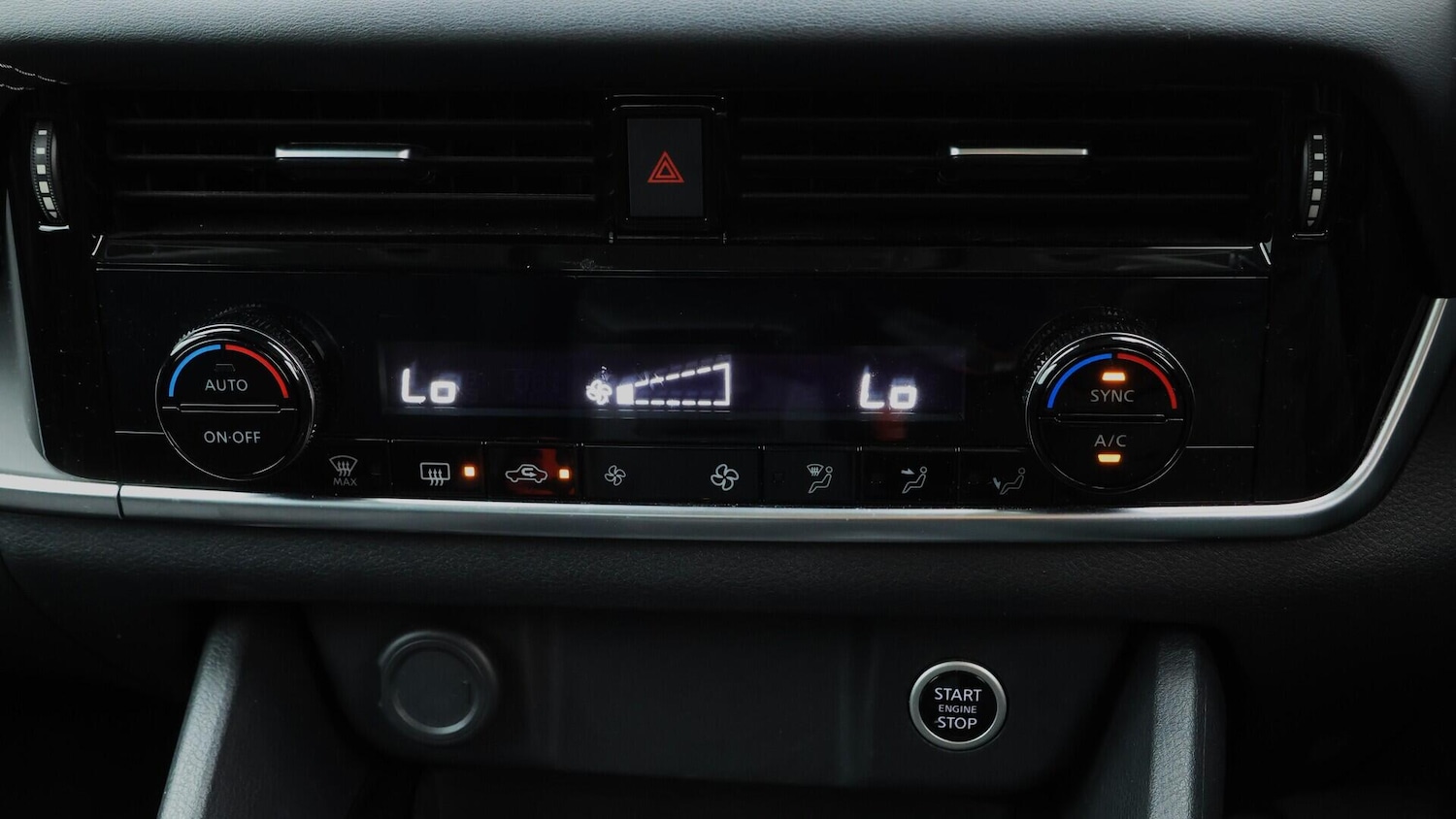 Used Nissan Qashqai 2022 for sale - 76137440: Photo 13