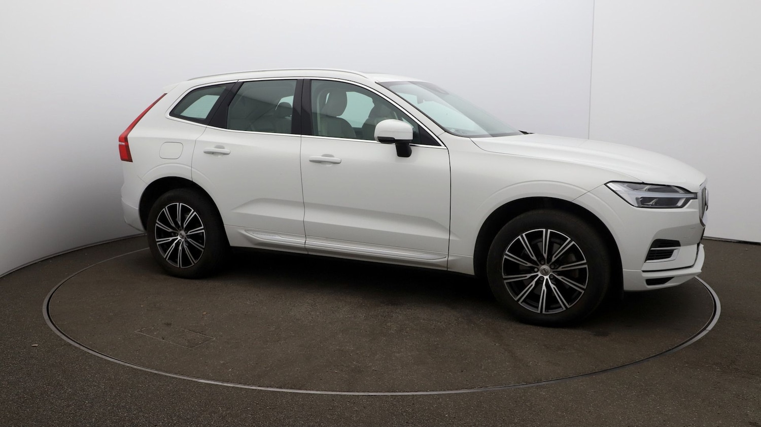Used Volvo XC60 2020 for sale - 76811395: Photo 40