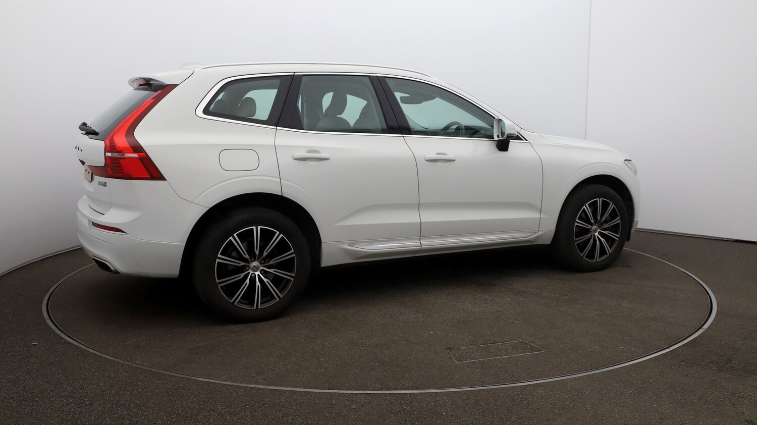 Used Volvo XC60 2020 for sale - 76811395: Photo 46