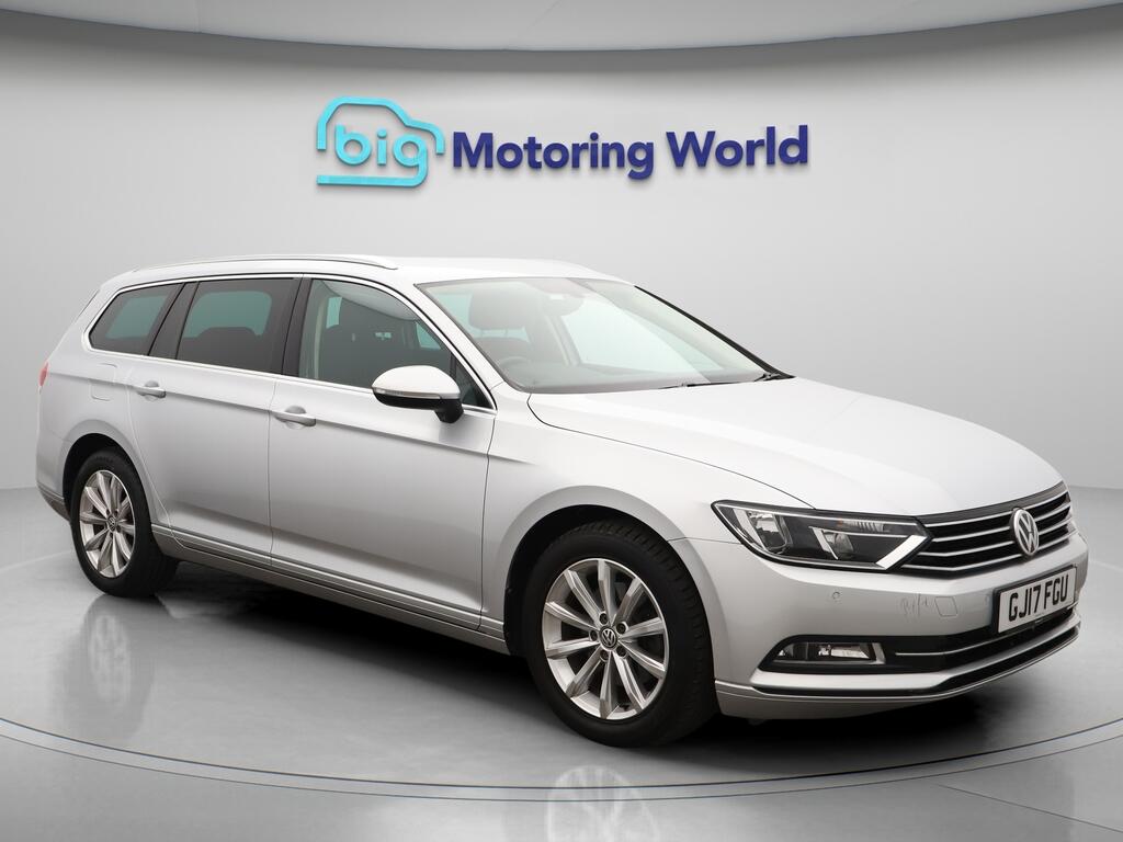 Used Volkswagen Passat 2017 for sale - 76099344: Photo 1