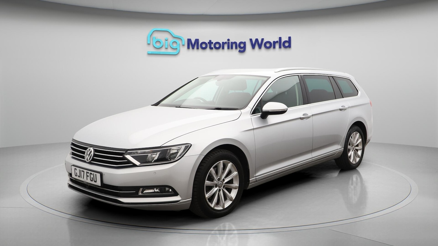 Used Volkswagen Passat 2017 for sale - 76099344: Photo 4