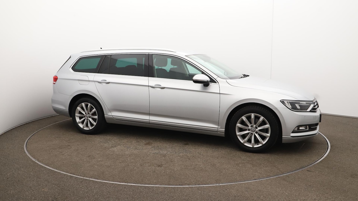 Used Volkswagen Passat 2017 for sale - 76099344: Photo 46