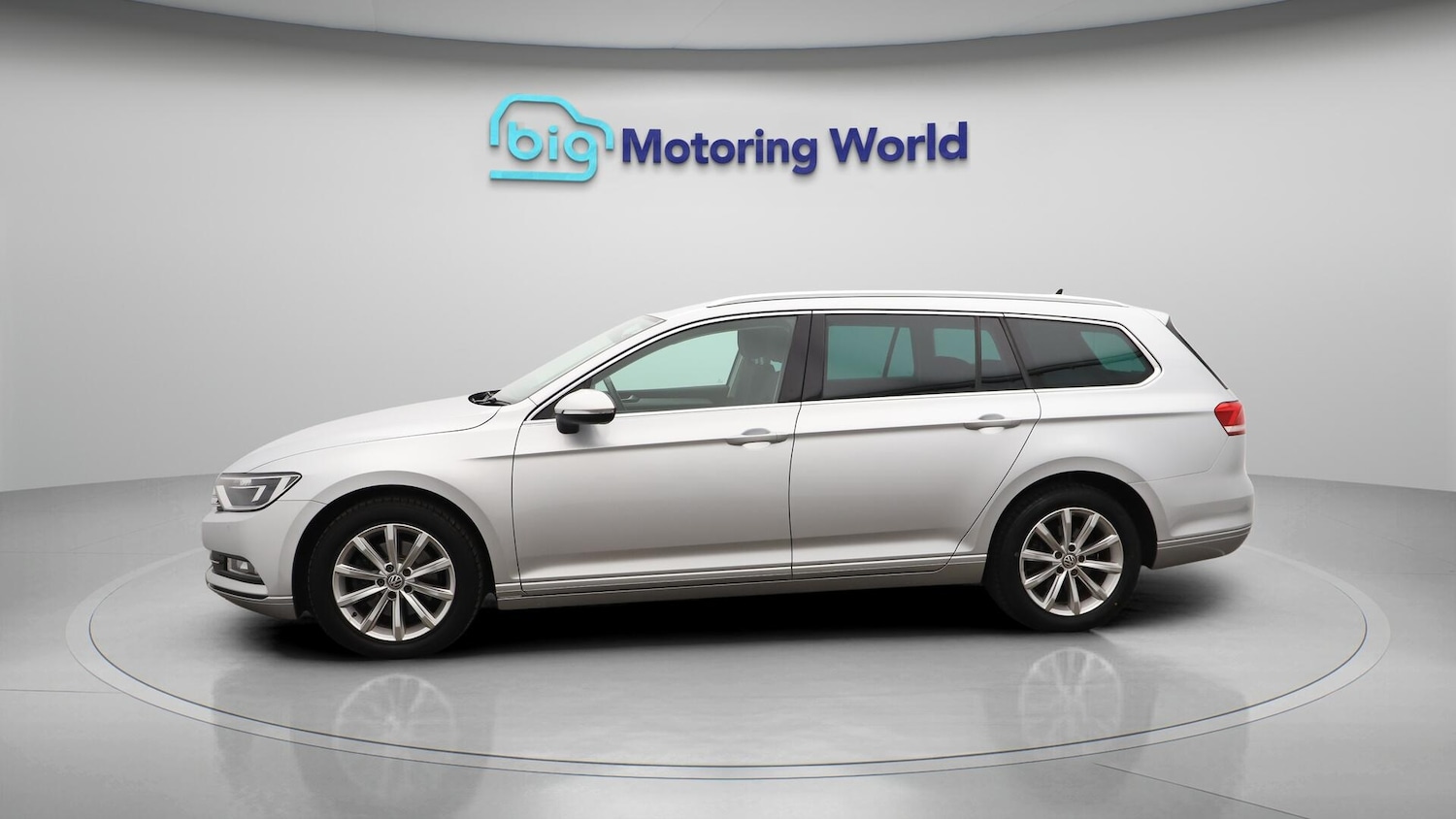 Used Volkswagen Passat 2017 for sale - 76099344: Photo 5