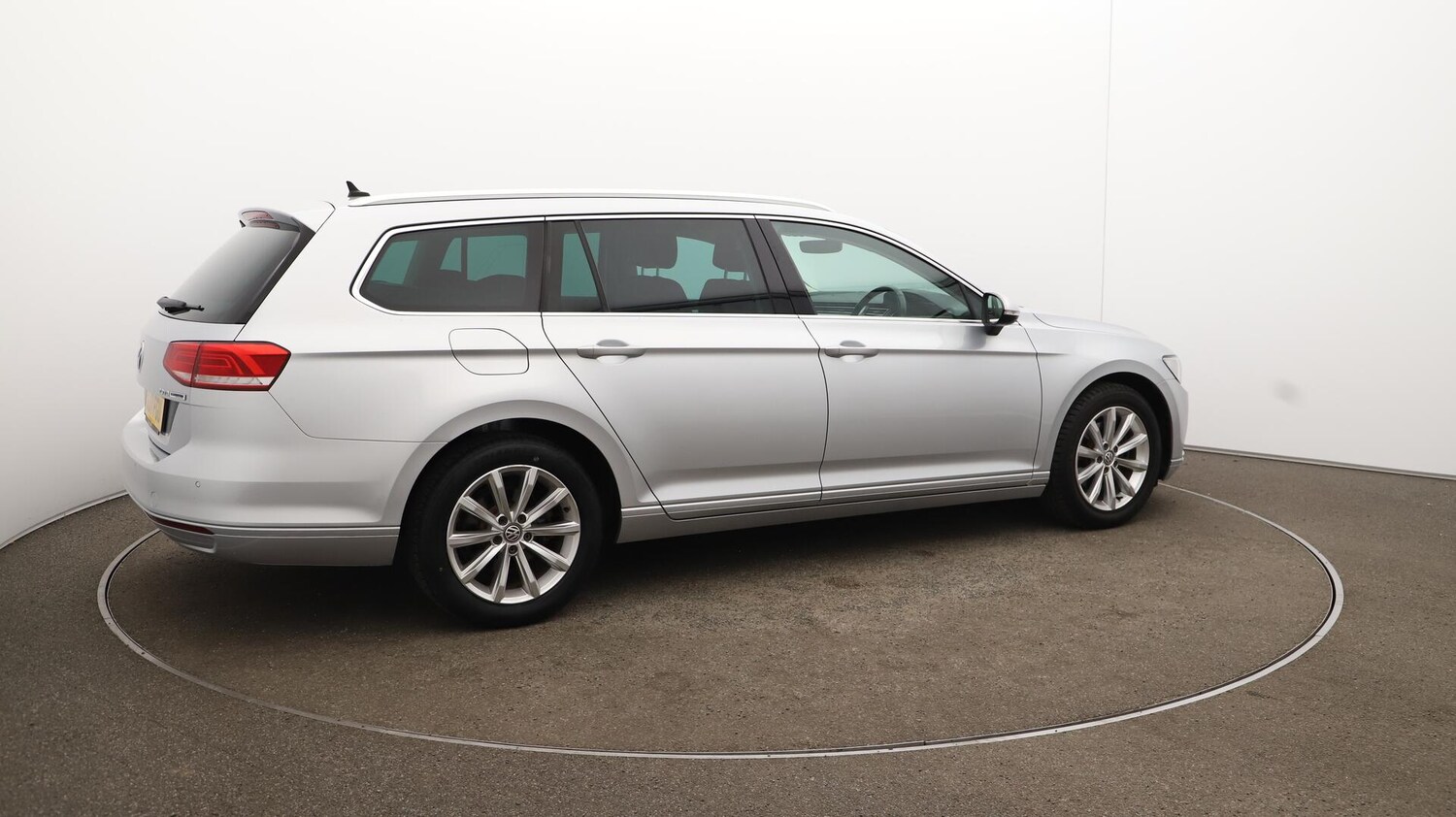Used Volkswagen Passat 2017 for sale - 76099344: Photo 52