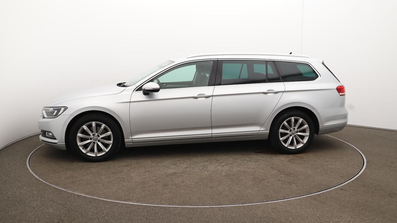 Used Volkswagen Passat 2017 for sale - 76099344: Photo 65