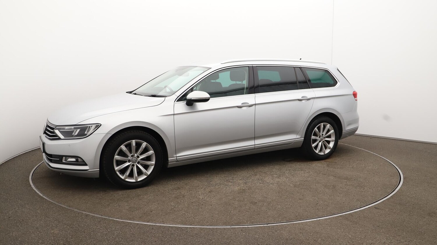 Used Volkswagen Passat 2017 for sale - 76099344: Photo 67