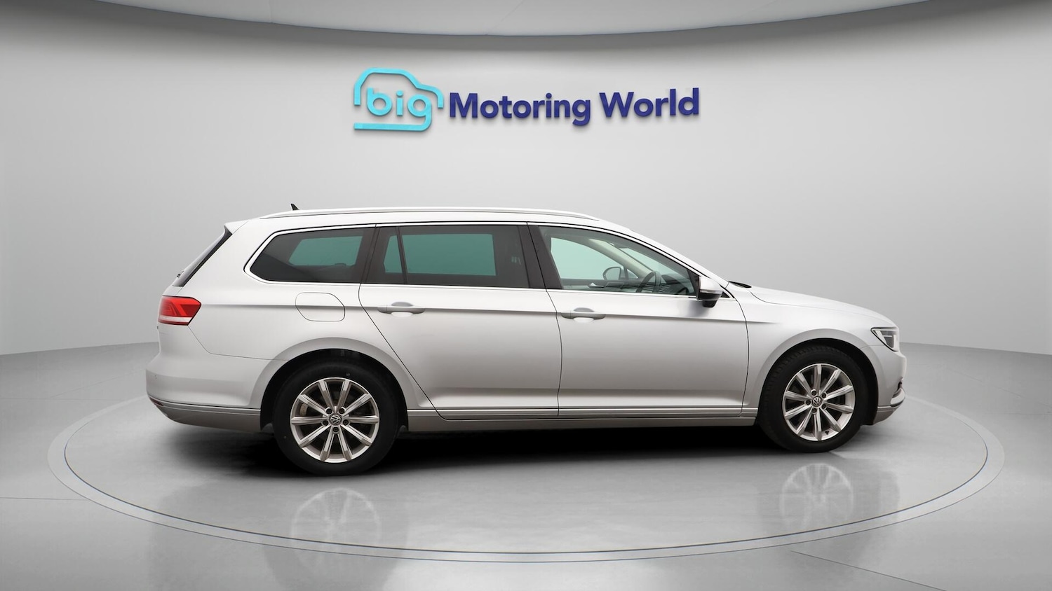Used Volkswagen Passat 2017 for sale - 76099344: Photo 9