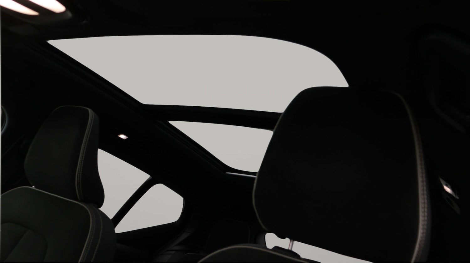 Used Volvo XC40 2023 for sale - 77519695: Photo 24