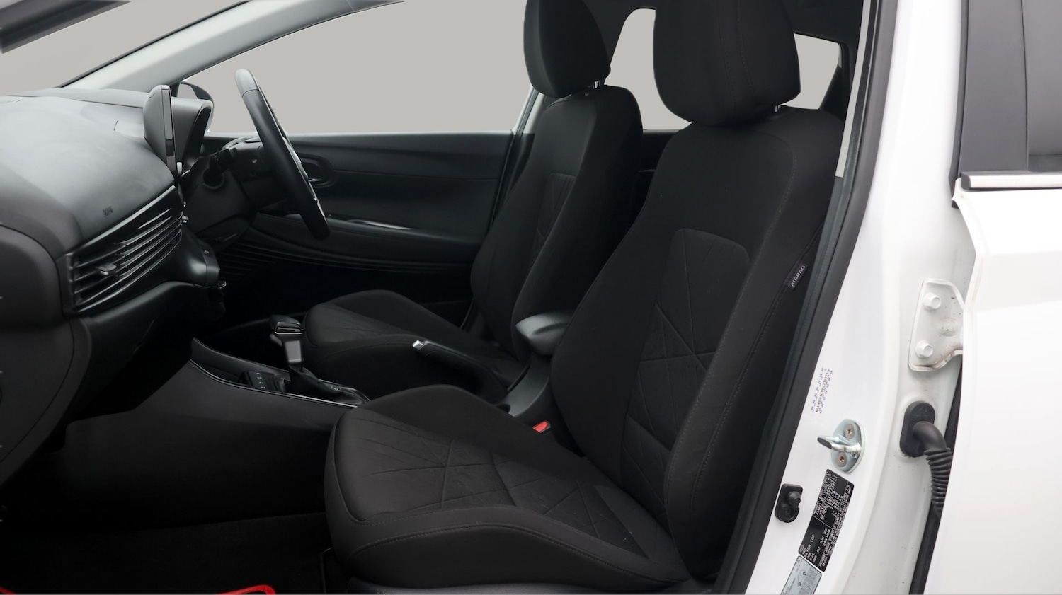 Used Hyundai BAYON 2022 for sale - 77338678: Photo 14